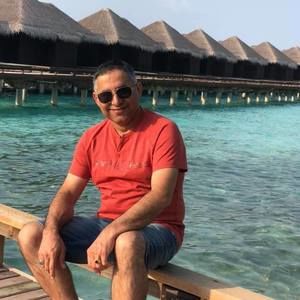 Meet your Posher, Qasim